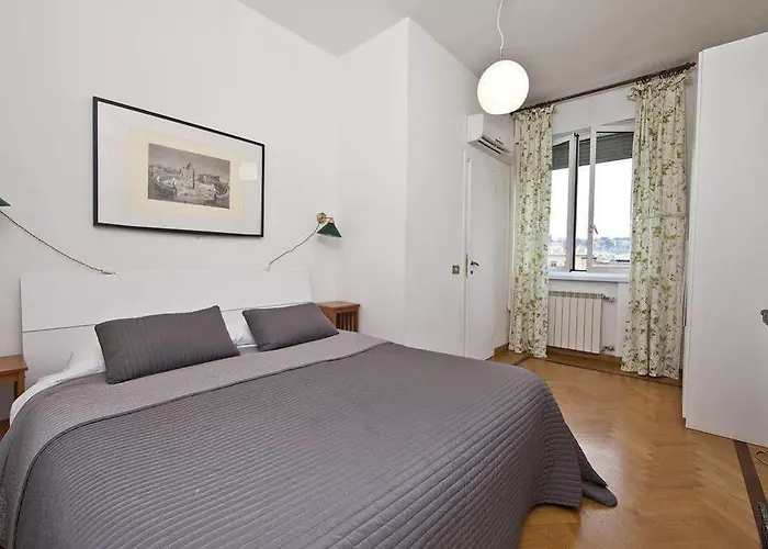 Vatican Happy Holidays Affittacamere Roma